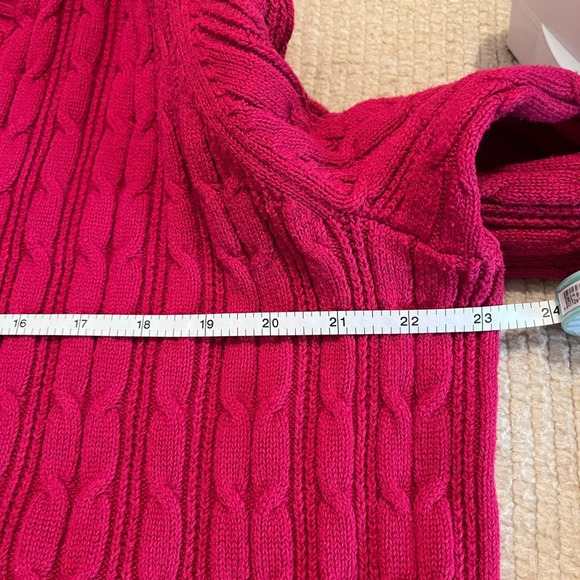 ❤️St John’s  Bay women cable knit sweater L or XL fucsia pink v neck rel… - Picture 5 of 5